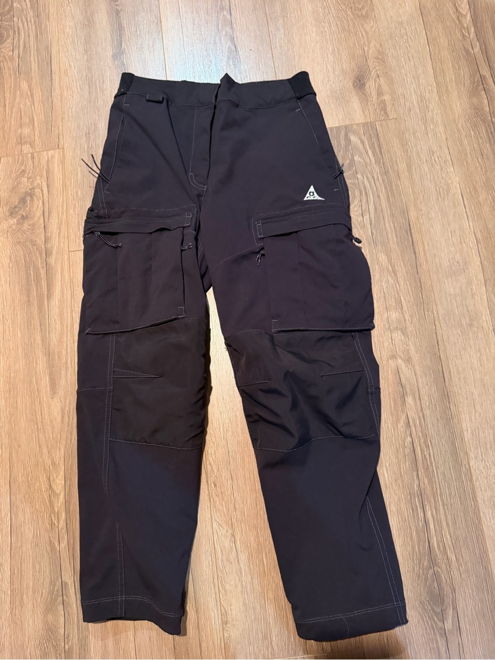 Nike ACG All Conditions Gear Summit Smith Pants Black Women’s Medium Cargo Pant - Picture 1 of 10